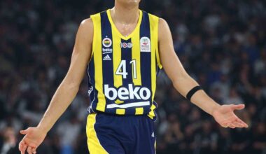Fenerbahçe: “Yam Madar’da kısmi görme kaybı şikayeti oluşmuştur”