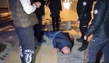 Maltepe’de alkollü şahıs yere düşüp kafasını kaldırıma çarparak yaralandı