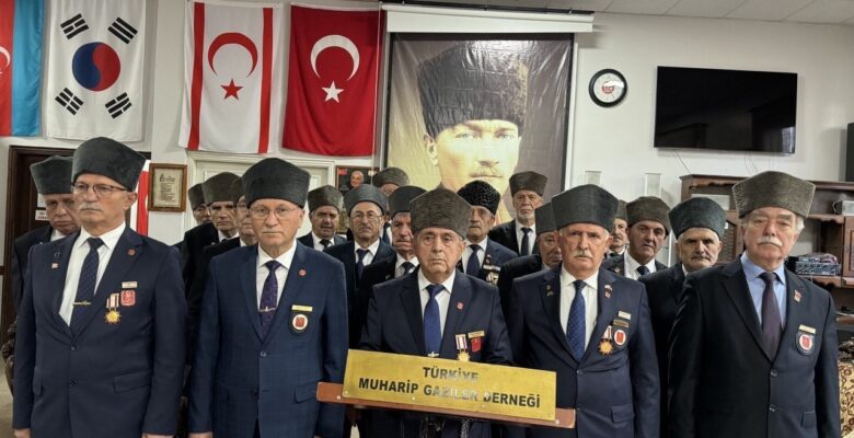 Türkiye Muharip Gaziler Derneği şehit düşen 12 asker için basın açıklaması yaptı