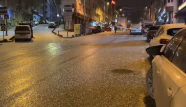 Arnavutköy’de kar yağışı etkili olmaya başladı