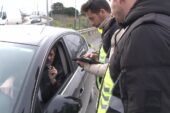 Ataşehir’de emniyet şeridi ihlali yapan sürücüye ceza