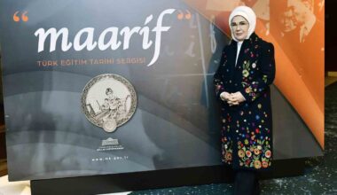Emine Erdoğan “Maarif: Türk Eğitim Tarihi” sergisini gezdi