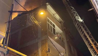 Kağıthane’de korkutan yangın: Alevler 3 binayı sardı