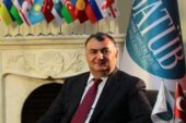 Başkan Kassanov, Cumhurbaşkanı Aliyev’i tebrik etti