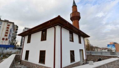 Başkentte Hamidiye Camisi yeniden ayağa kaldırılıyor