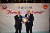 Fatih Belediye Başkanı Turan, muhtarlara yeni dönem projelerini anlattı
