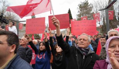 CHP Genel Başkanı Özel: “Esas beka sorunu Türkiye’nin gençlerinin dünyanın başka ülkelerinde hayat kurmasıdır”