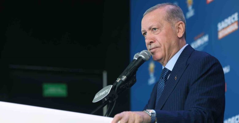 Cumhurbaşkanı Erdoğan: “Depreme hazırlık için kullanılması gereken kaynaklar bavul bavul dolar oldu”