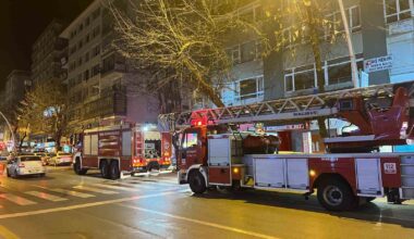 Kapanan Anadolu Partisi İlçe Başkanlığı binasında yangın
