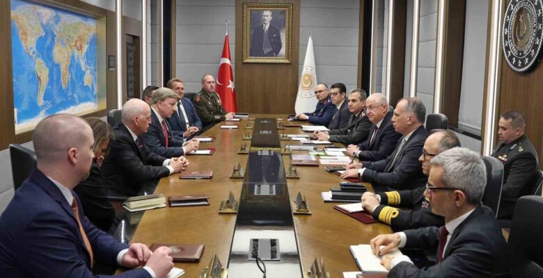 Milli Savunma Bakanı Güler ABD Temsilciler Meclisi üyelerini kabul etti