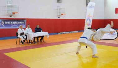 Büyükçekmeceli judocular kuşak sınavını başarıyla geçti