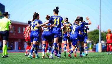 Turkcell Kadın Futbol Süper Ligi: Fenerbahçe: 5 – Amed Sportif Faaliyetler: 0