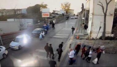 Üsküdar’da Galatasaraylı baba ve kıza saldıran taraftarlar kamerada