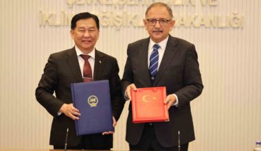 Bakan Özhaseki, Moğolistan İnşaat ve Kentsel Kalkınma Bakanı Davaasuren’i kabul etti