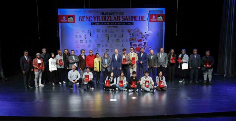 Başakşehir Liseler Arası Tiyatro Festivali’nde final heyecanı