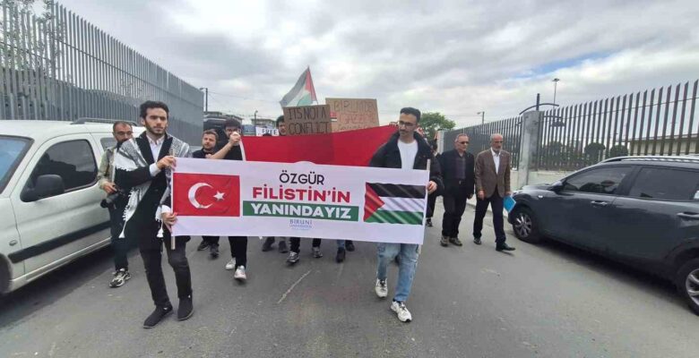 Biruni Üniversitesi’nden Filistin’e destek yürüyüşü