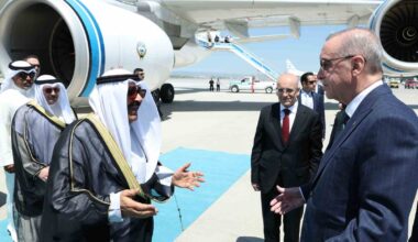 Cumhurbaşkanı Erdoğan, Kuveyt Devlet Emiri Şeyh Es Sabah’ı havalimanında karşıladı