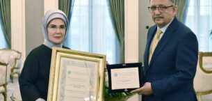 Emine Erdoğan, “Sıfır Atık” projesine verilen AKDENİZ-PA ödülünü teslim aldı
