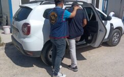 İzmir’de çeşitli suçlardan aranan 191 kişi yakalandı