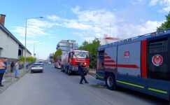 İzmir’de tekstil fabrikasındaki yangın söndürüldü