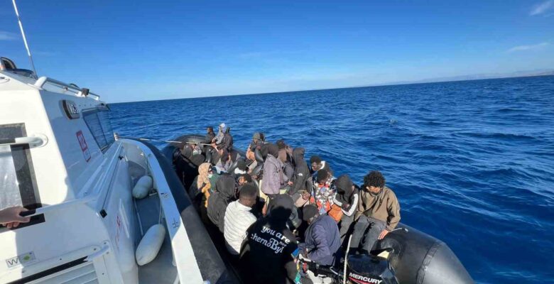 Ölüm yolculuğuna ’dur’ dendi, 11’i çocuk 56 düzensiz göçmen yakalandı