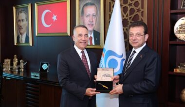 Sultangazi Belediye Başkanı Dursun, İBB Başkanı İmamoğlu’nu makamında ağırladı