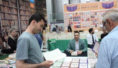 Yazar Eyüp Beyhan’dan Cumhuriyetin 100’üncü yılına özel “Modern Türkiye’nin Yüz Düşünürü” eseri